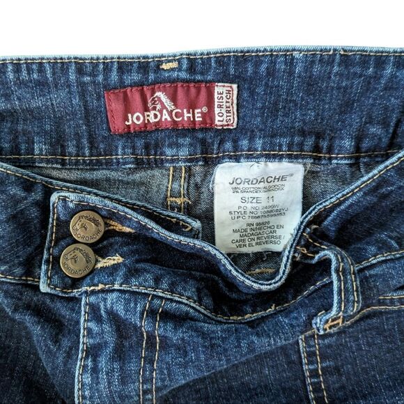 Vintage Jordache jean denim shorts - Picture 3 of 4